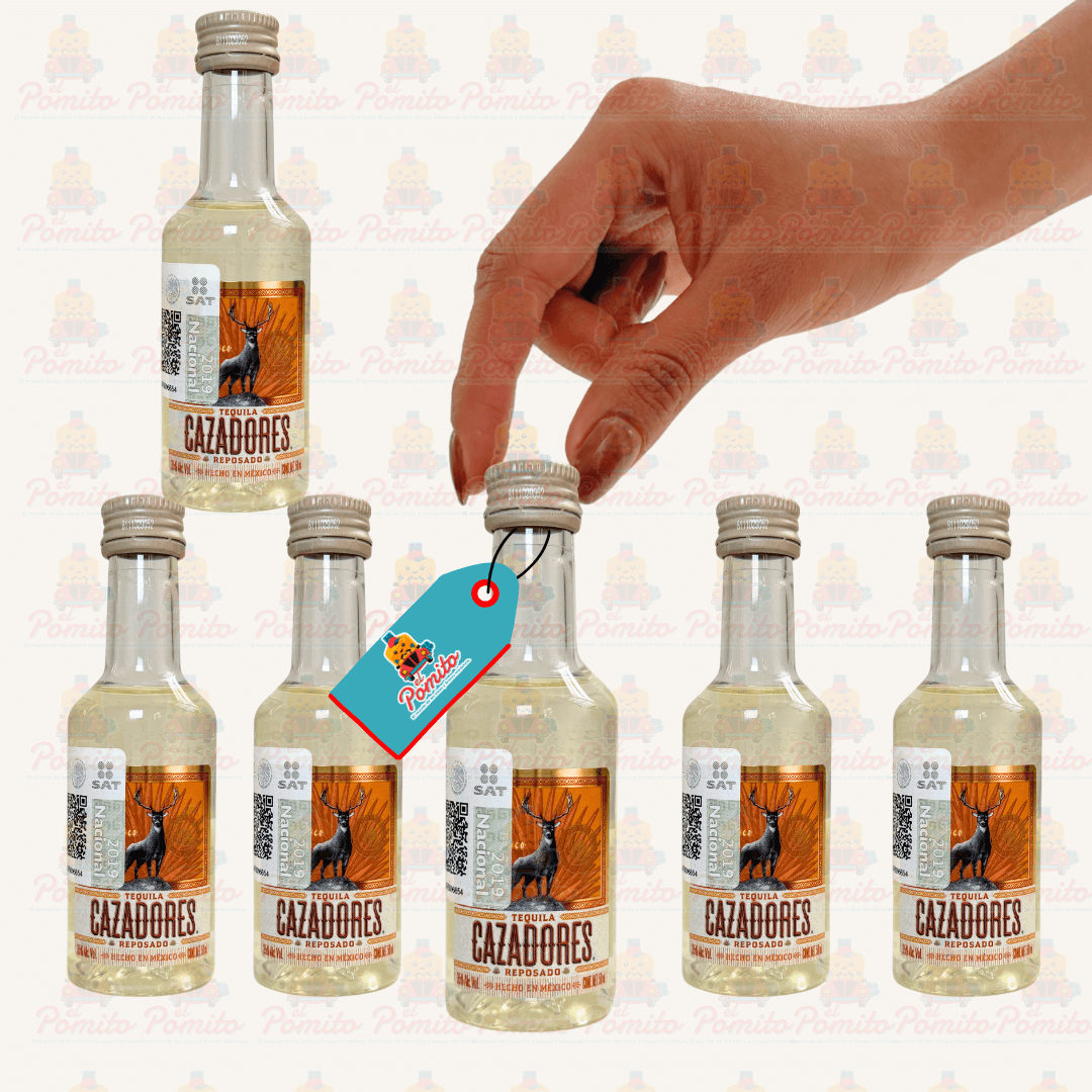 (6 Piezas) Mini Tequila Cazadores 50 ml.