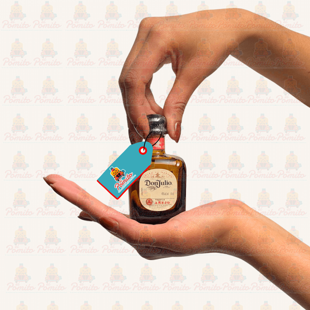 Mini Tequila Don Julio Añejo 50 ml.