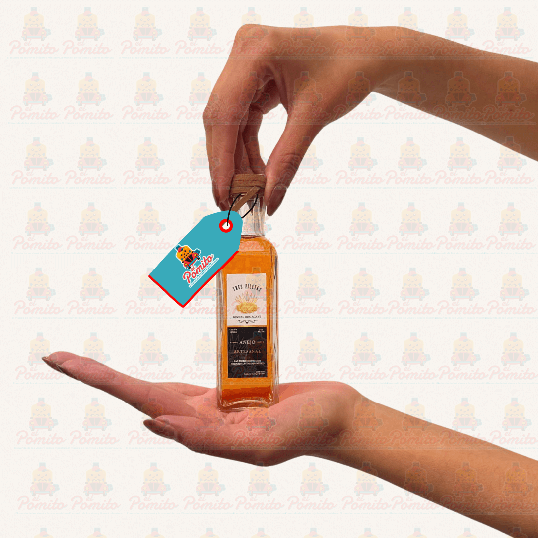 Mini Mezcal Artesanal Tres Piletas Añejo 60 ml.