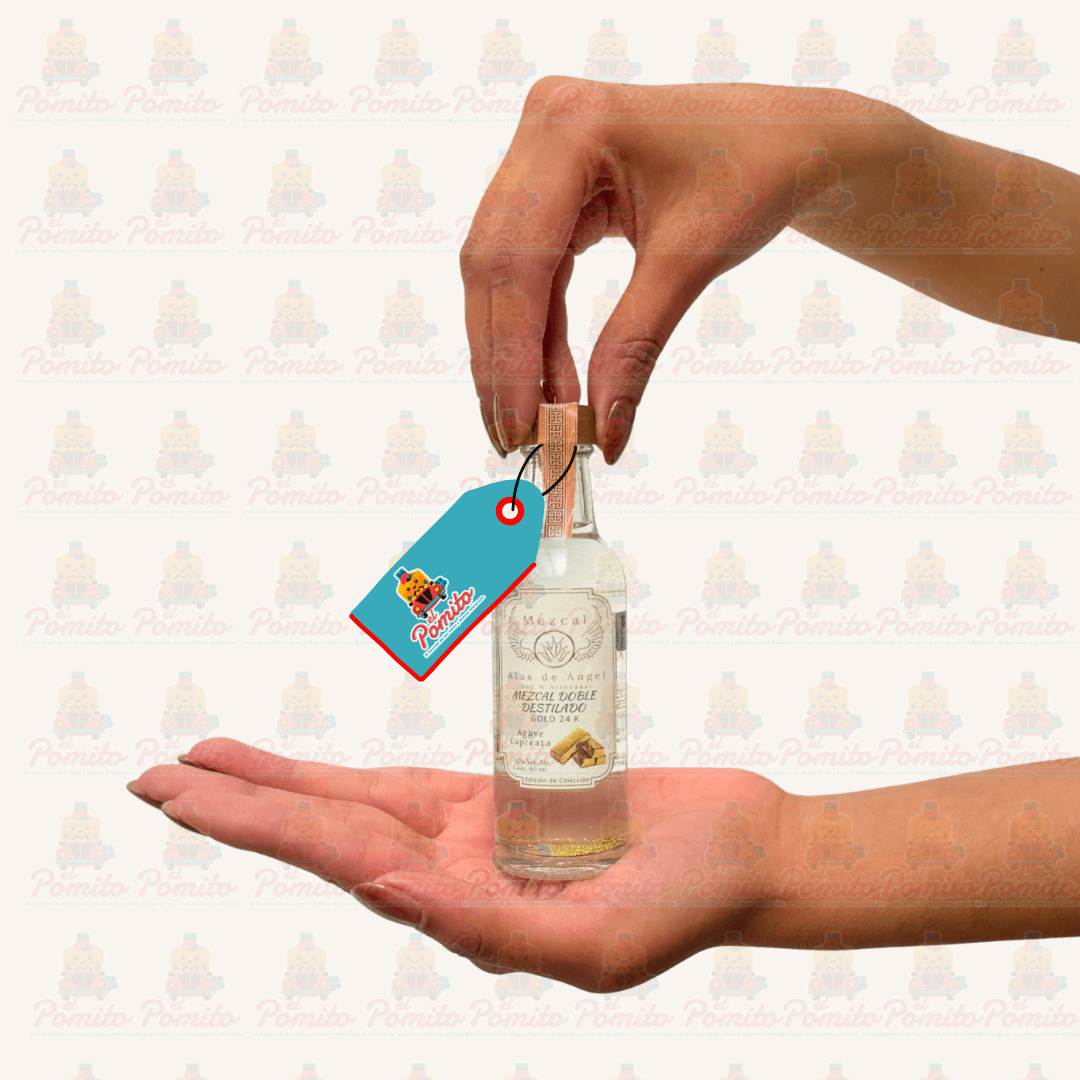 Mini Mezcal Alas de Ángel Doble Destilado Gold 24K 50ml.